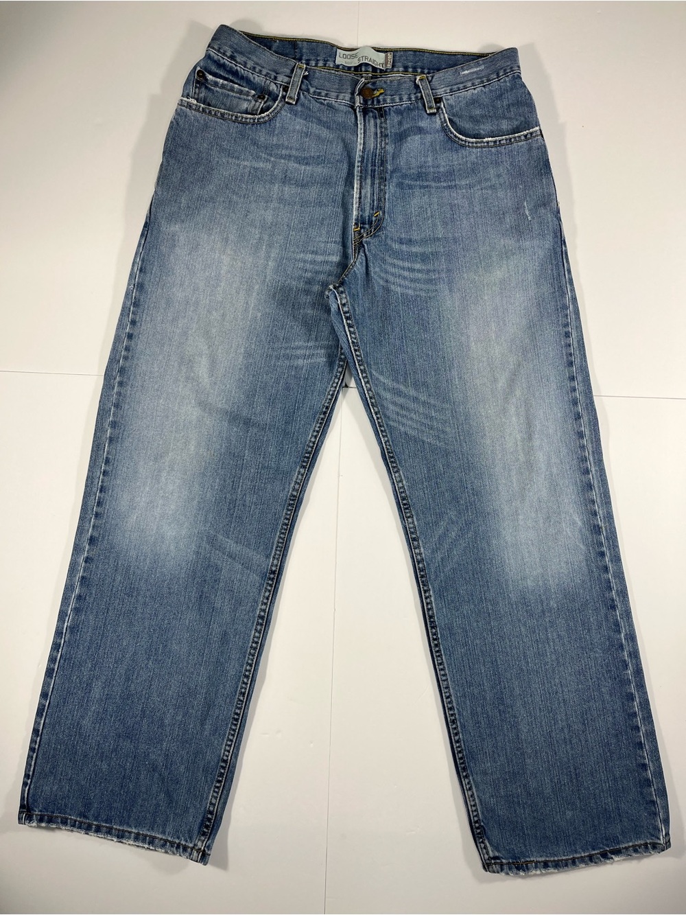 Levi's Men's Blue Light Wash Loose Straight Denim‎ Jeans 100% Cotton 5-Pocket